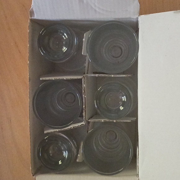 Bormioli Rocco Box of 6 (1 1/4 oz.) Shot Glasses EUC - Picture 6 of 6